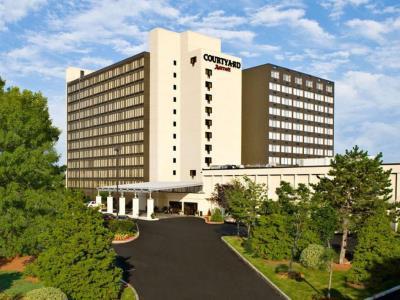 Courtyard By Marriott Logan Airport酒店3*